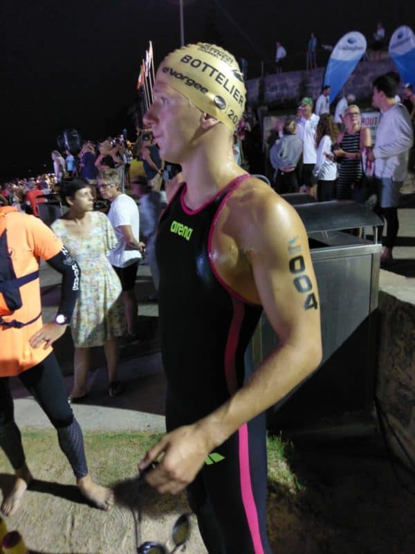 Lars Bottelier in opperste concentratie voor de start van deRottnest Channel Swim